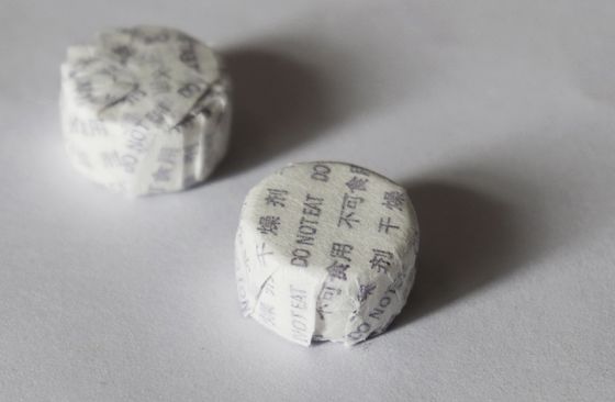 速さ 260 pcs/min 精密で速いパッケージングのための乾燥剤熱密封包装機